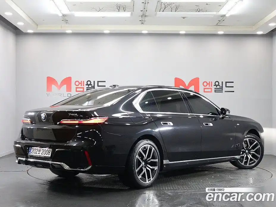 BMW 7 серия 2022 3.0 автомат (гидро), фото 4