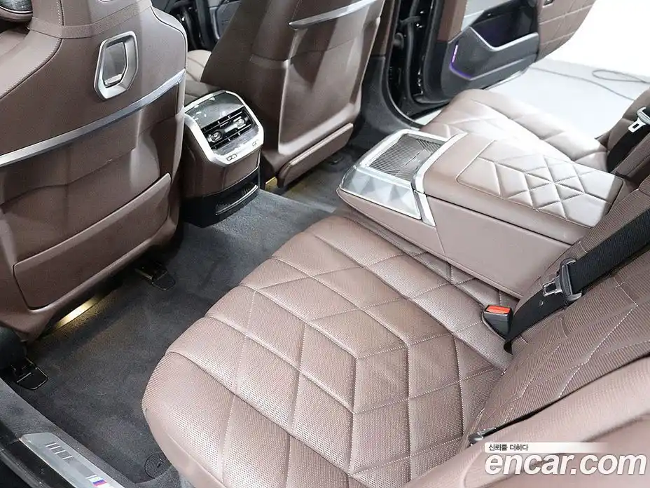 BMW 7 серия 2022 3.0 автомат (гидро), фото 8