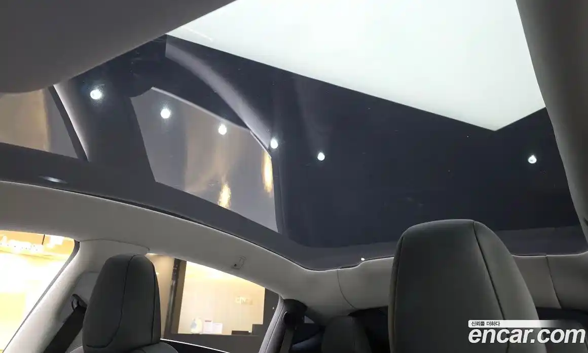 Tesla Model Y 2025 0.2 автомат (гидро), фото 19 Tesla Model Y 2025 0.2 автомат (гидро), фото 19