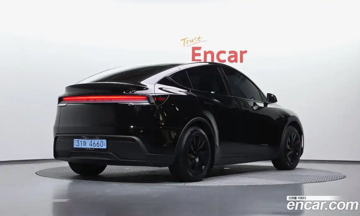 Tesla Model Y 2025 0.2 автомат (гидро), фото 2 Tesla Model Y 2025 0.2 автомат (гидро), фото 2