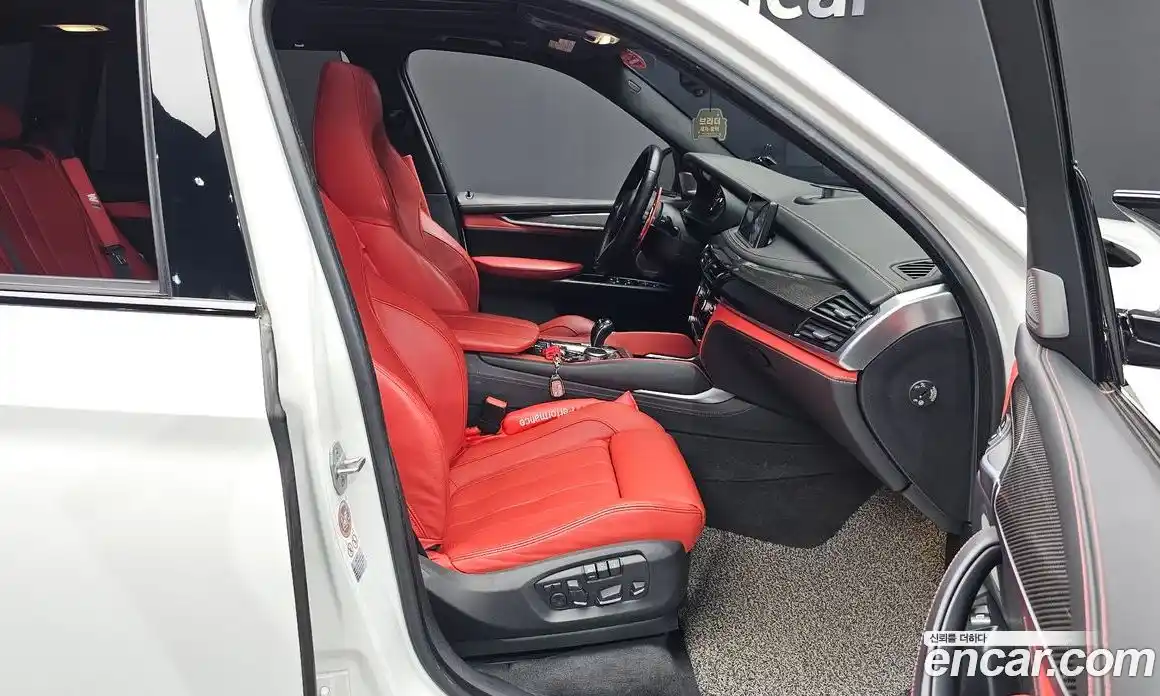 BMW X5M 2017 4.4 автомат (гидро), фото 16