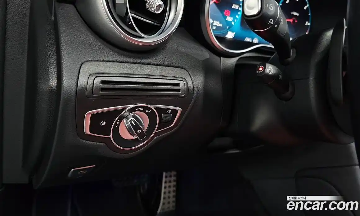 Mercedes-Benz GLC-Class 2023 1.9 гидро, фото 25 Mercedes-Benz GLC-Class 2023 1.9 гидро, фото 25
