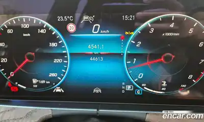 Mercedes-Benz E-Class 2023 2.0 автомат (гидро), миниатюра 10