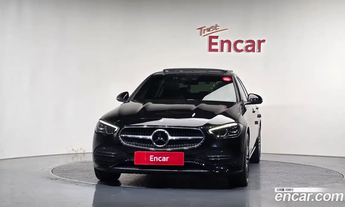 Mercedes-Benz C-Class 2022 2.0 гидро, фото 3
