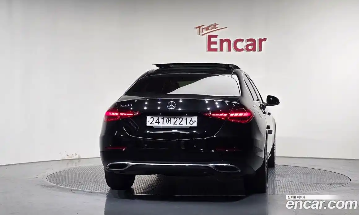 Mercedes-Benz C-Class 2022 2.0 гидро, фото 4