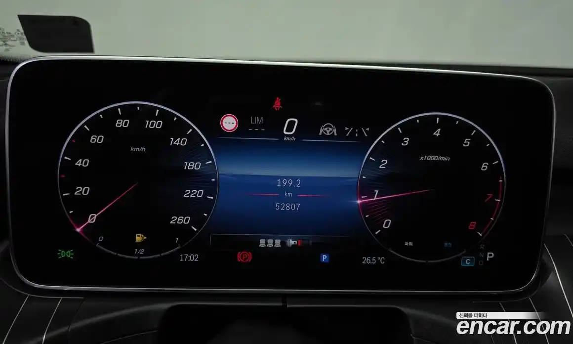 Mercedes-Benz C-Class 2022 2.0 гидро, фото 8