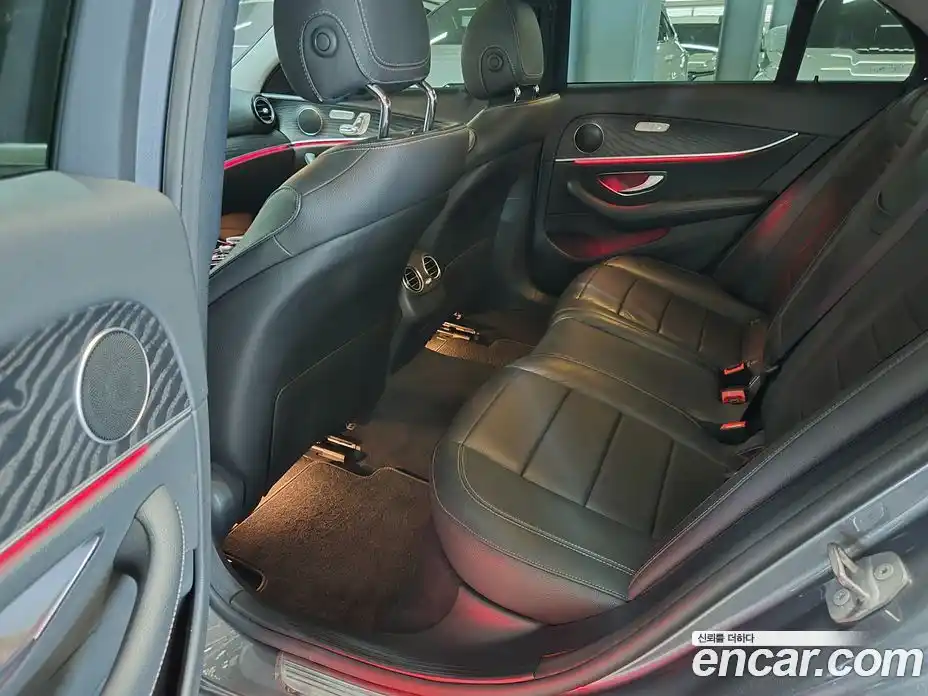 Mercedes-Benz E-Class 2017 1.9 автомат (гидро), фото 15