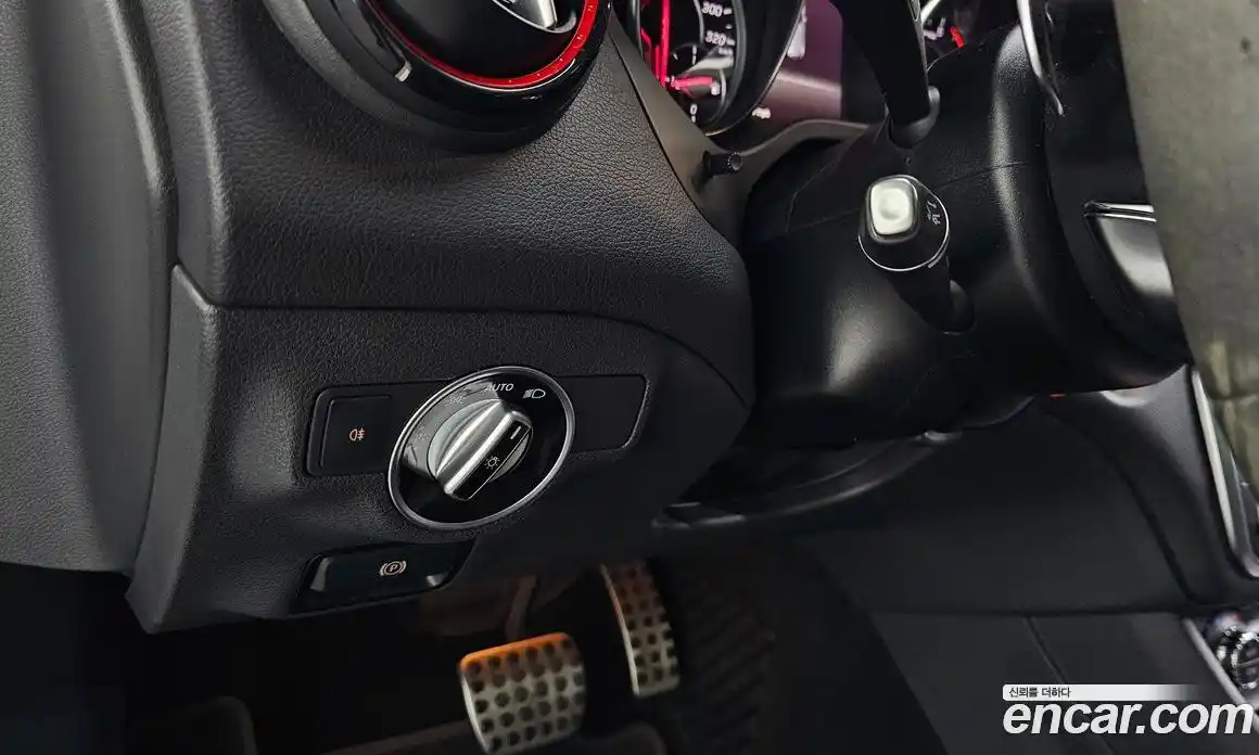 Mercedes-Benz GLA-Class 2019 2.0 гидро, фото 28 Mercedes-Benz GLA-Class 2019 2.0 гидро, фото 28