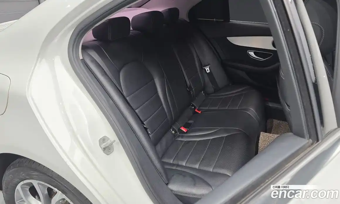 Mercedes-Benz C-Class 2014 2.0 гидро, фото 12 Mercedes-Benz C-Class 2014 2.0 гидро, фото 12