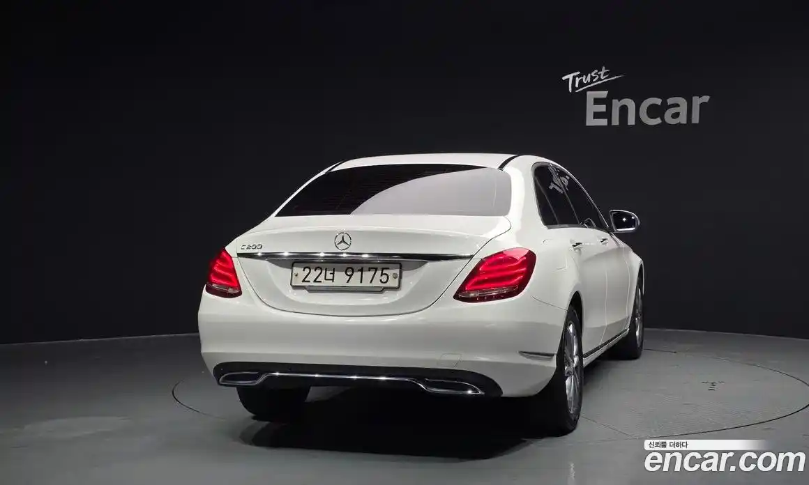 Mercedes-Benz C-Class 2014 2.0 гидро, фото 4 Mercedes-Benz C-Class 2014 2.0 гидро, фото 4