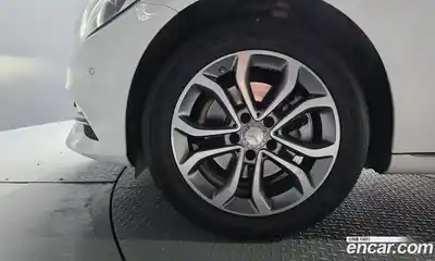 Mercedes-Benz C-Class 2014 2.0 гидро, миниатюра 5 Mercedes-Benz C-Class 2014 2.0 гидро, миниатюра 5