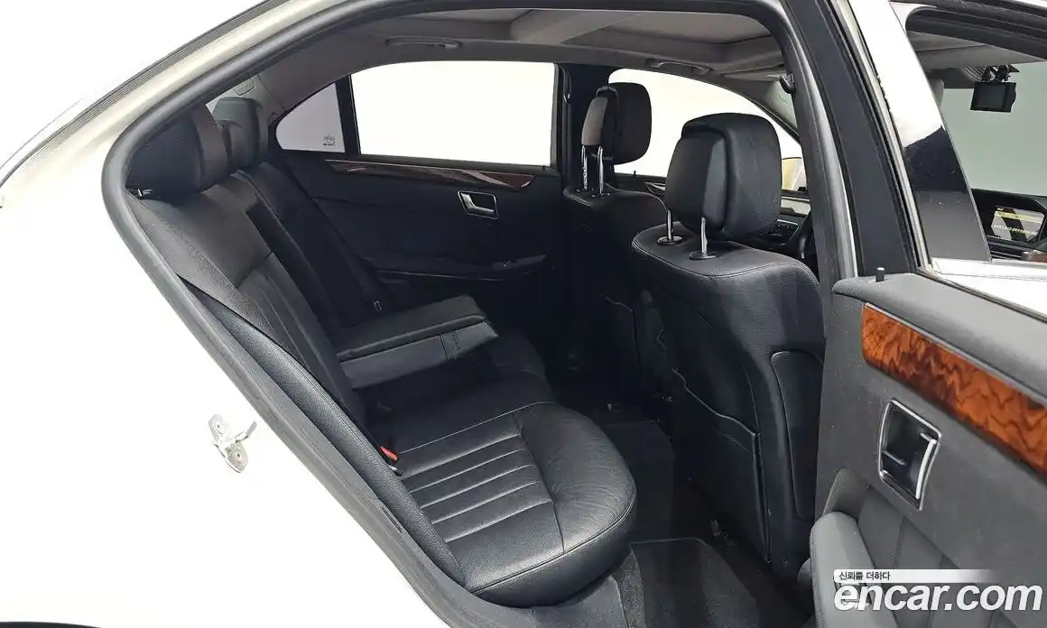 Mercedes-Benz E-Class 2012 3.5 автомат (гидро), фото 16