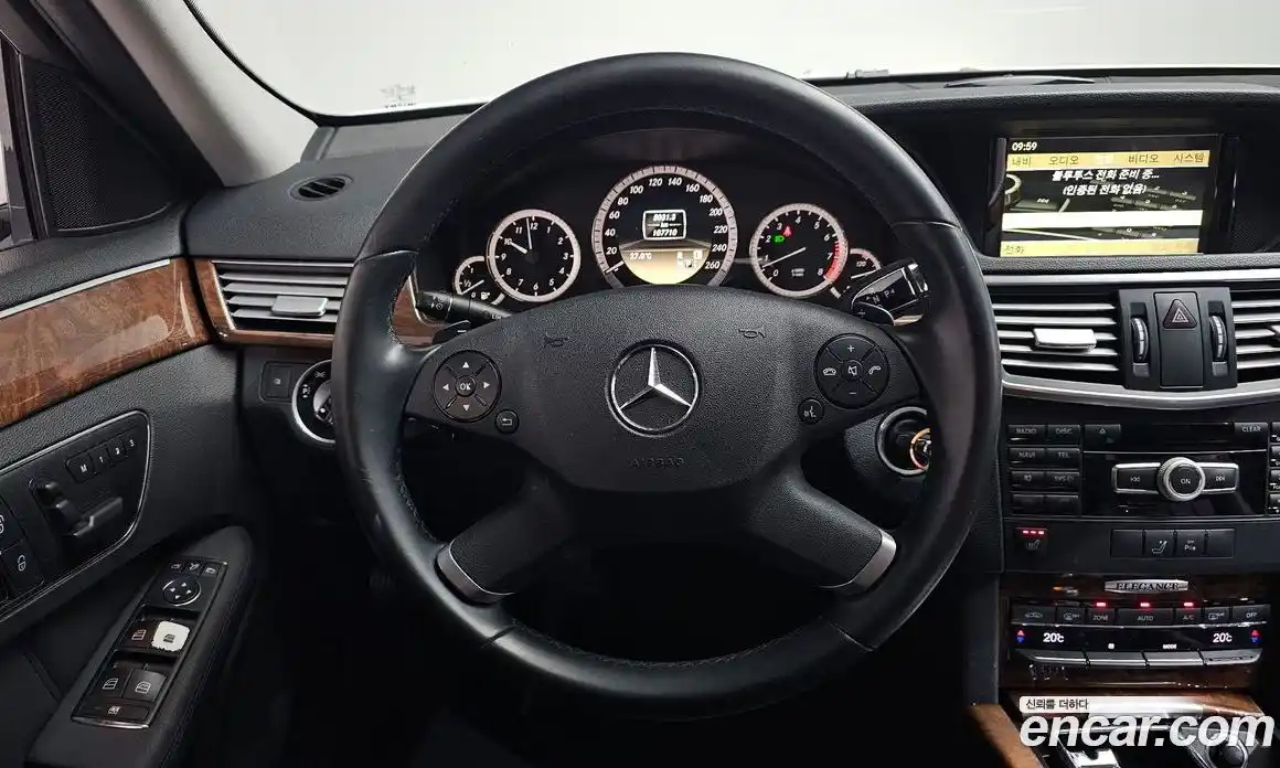 Mercedes-Benz E-Class 2012 3.5 автомат (гидро), фото 17