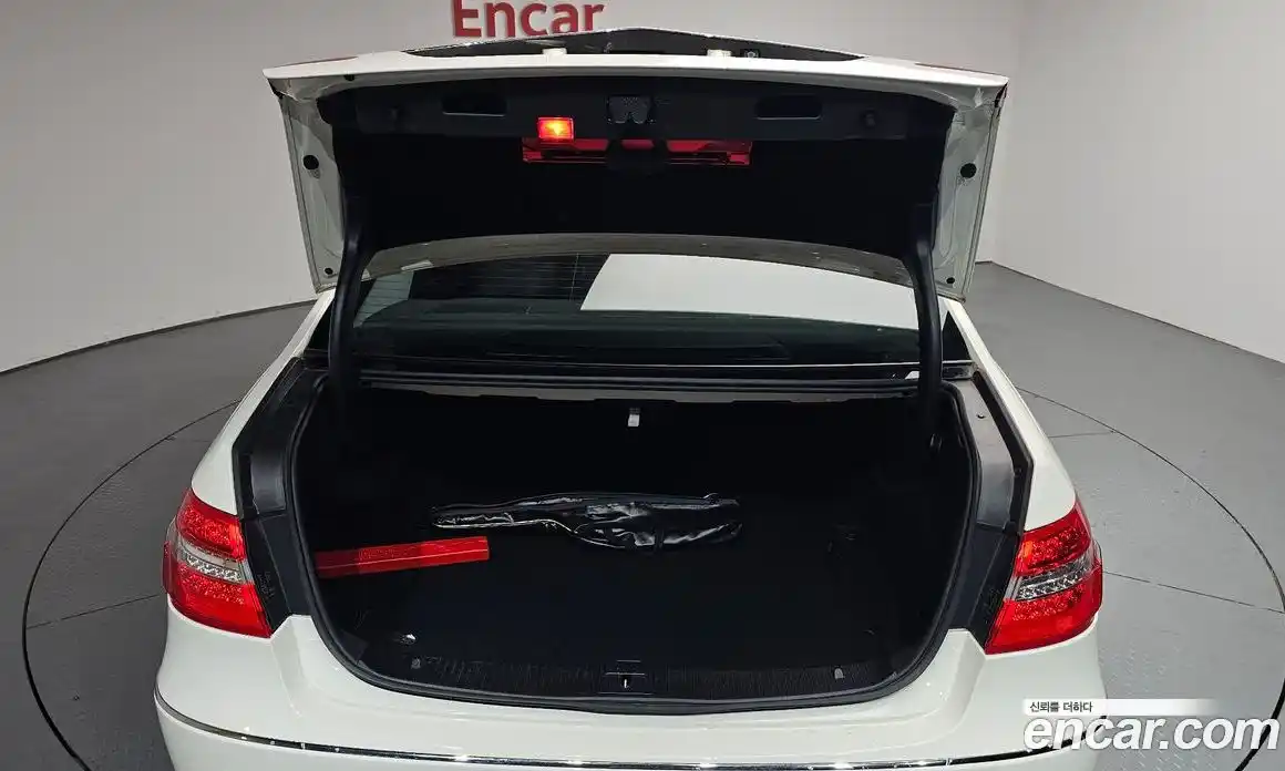 Mercedes-Benz E-Class 2012 3.5 автомат (гидро), фото 25