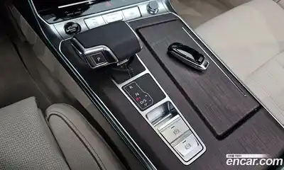 Audi A6 2025 2.0 автомат (гидро), миниатюра 11