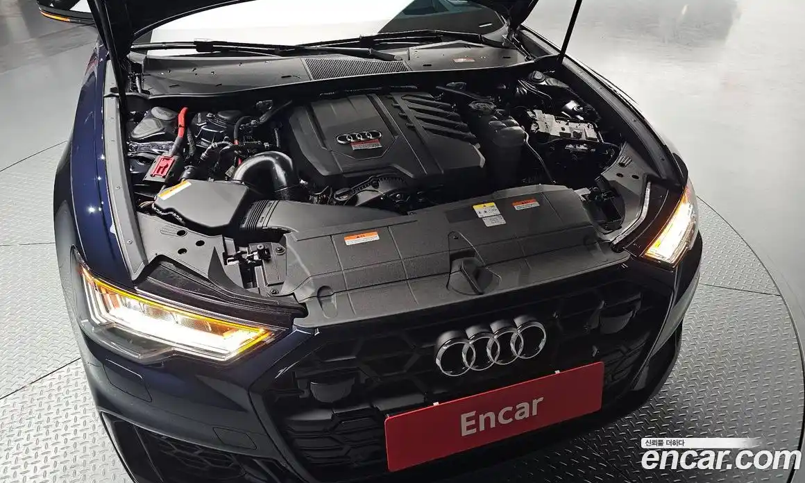 Audi A6 2025 2.0 автомат (гидро), фото 5