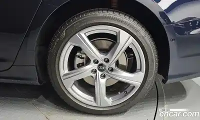 Audi A6 2025 2.0 автомат (гидро), миниатюра 6