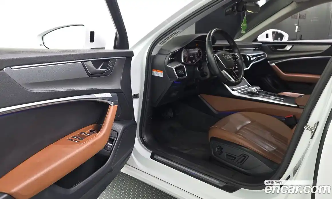 Audi A6 2023 2.0 автомат (гидро), фото 13