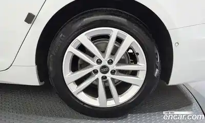 Audi A6 2023 2.0 автомат (гидро), миниатюра 7