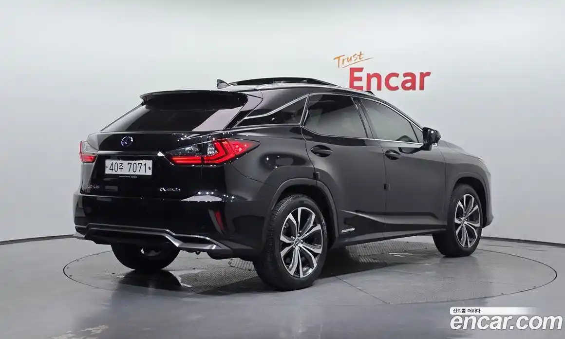 Lexus RX 2019 3.5 автомат (гидро), фото 2 Lexus RX 2019 3.5 автомат (гидро), фото 2