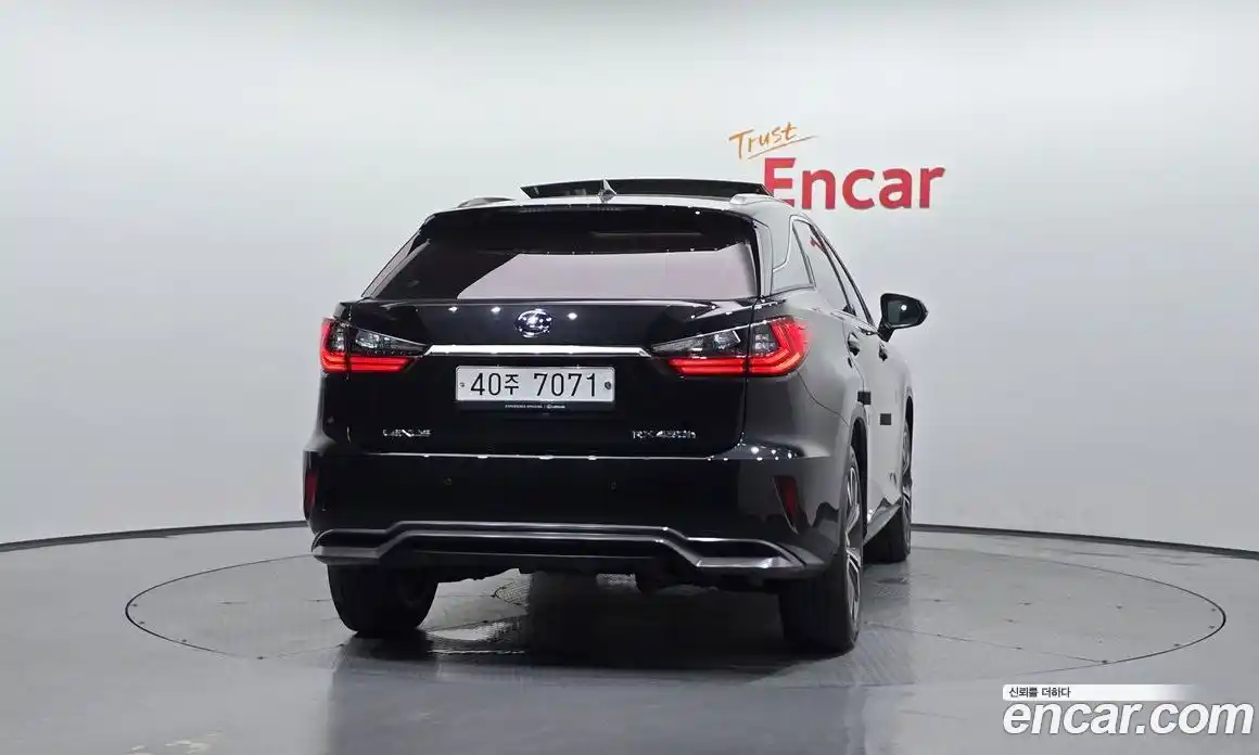 Lexus RX 2019 3.5 автомат (гидро), фото 4 Lexus RX 2019 3.5 автомат (гидро), фото 4