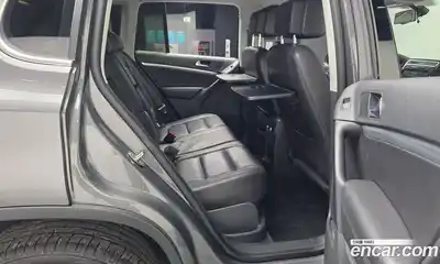 Volkswagen Tiguan 2013 2.0 автомат (гидро), миниатюра 12