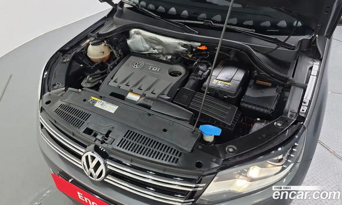 Volkswagen Tiguan 2013 2.0 автомат (гидро), фото 6