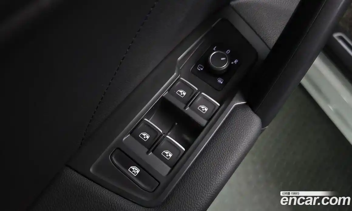 Volkswagen Tiguan 2022 2.0 автомат (гидро), фото 19