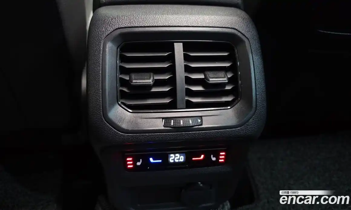Volkswagen Tiguan 2022 2.0 автомат (гидро), фото 25