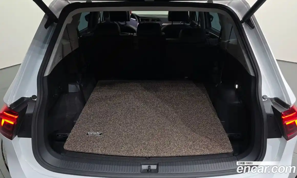Volkswagen Tiguan 2022 2.0 автомат (гидро), фото 28