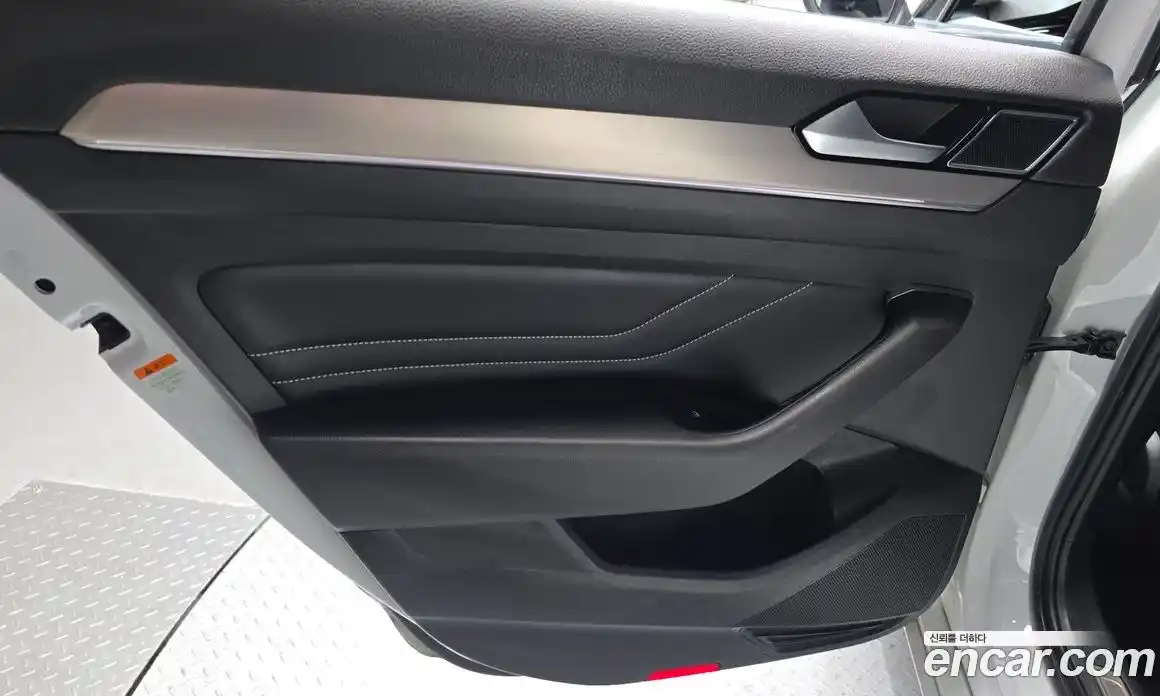 Volkswagen Passat 2021 2.0 автомат (гидро), фото 15