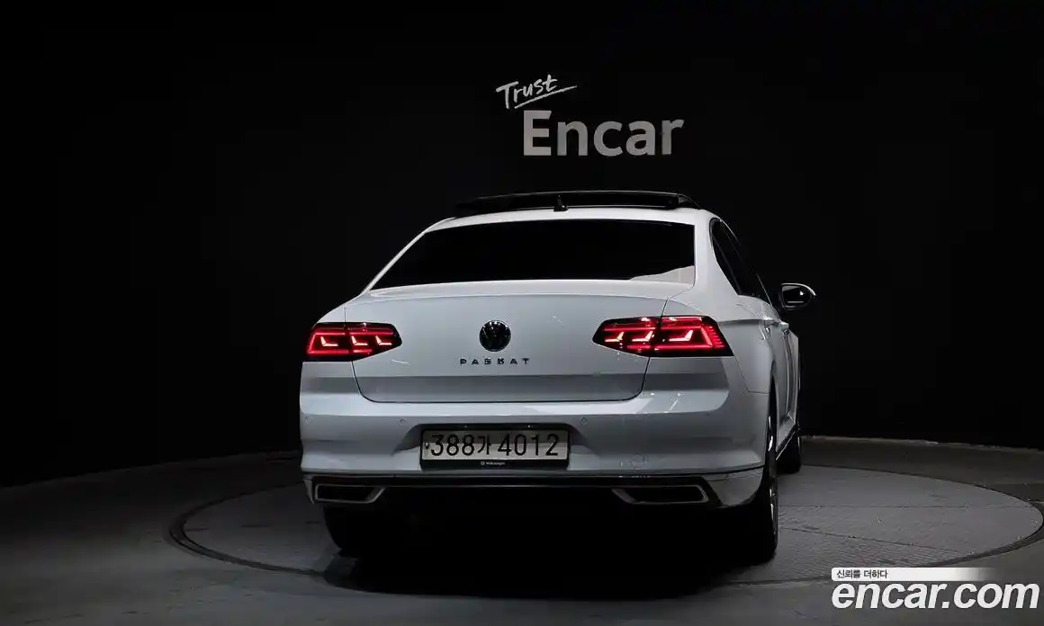 Volkswagen Passat 2021 2.0 автомат (гидро), фото 4