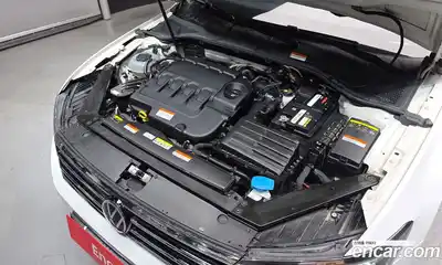 Volkswagen Passat 2021 2.0 автомат (гидро), миниатюра 6