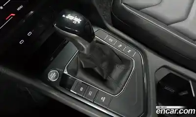 Volkswagen Tiguan 2021 2.0 автомат (гидро), миниатюра 12