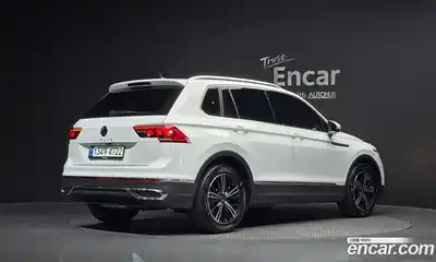 Volkswagen Tiguan 2021 2.0 автомат (гидро), миниатюра 2