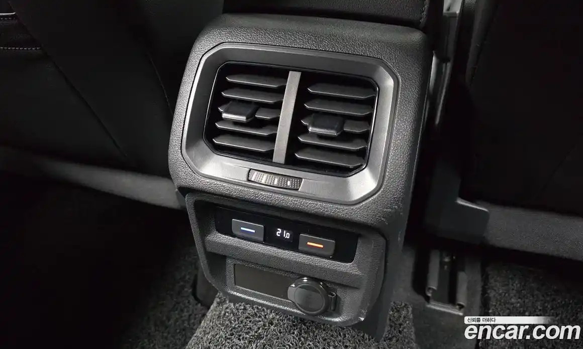 Volkswagen Tiguan 2021 2.0 автомат (гидро), фото 30