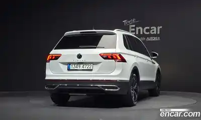 Volkswagen Tiguan 2021 2.0 автомат (гидро), миниатюра 4