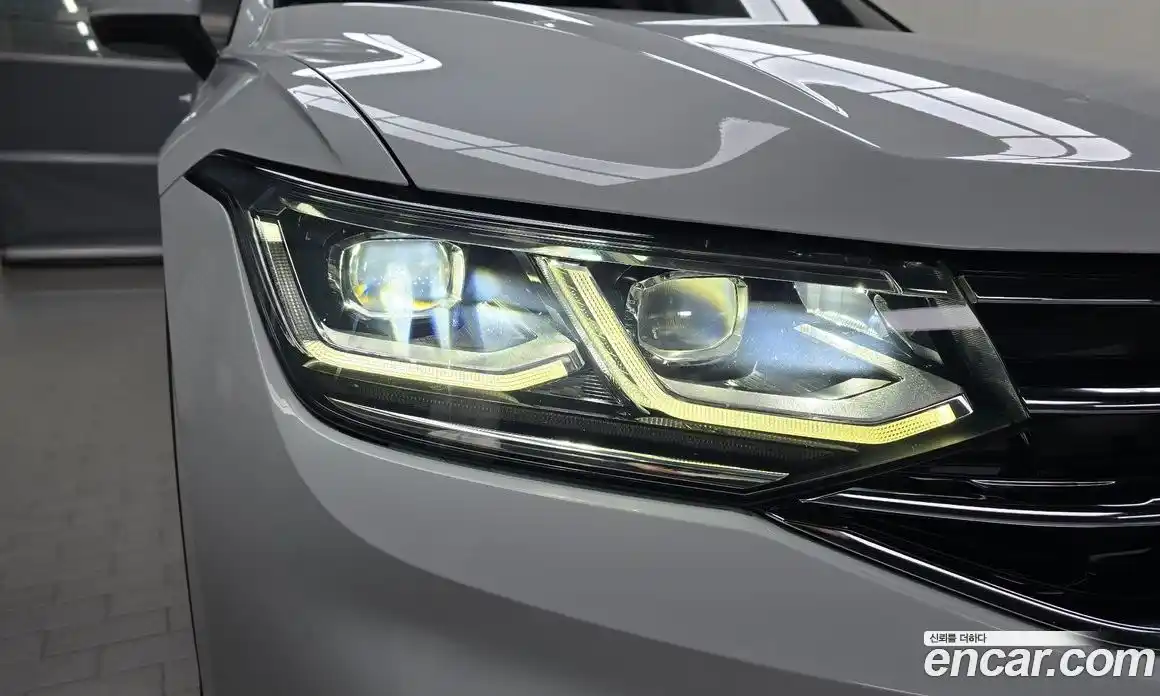 Volkswagen Tiguan 2021 2.0 автомат (гидро), фото 8