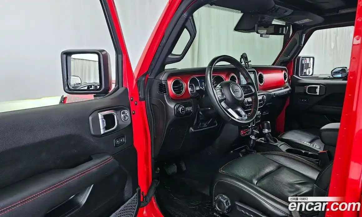 Jeep Wrangler 2022 2.0 автомат (гидро), фото 13
