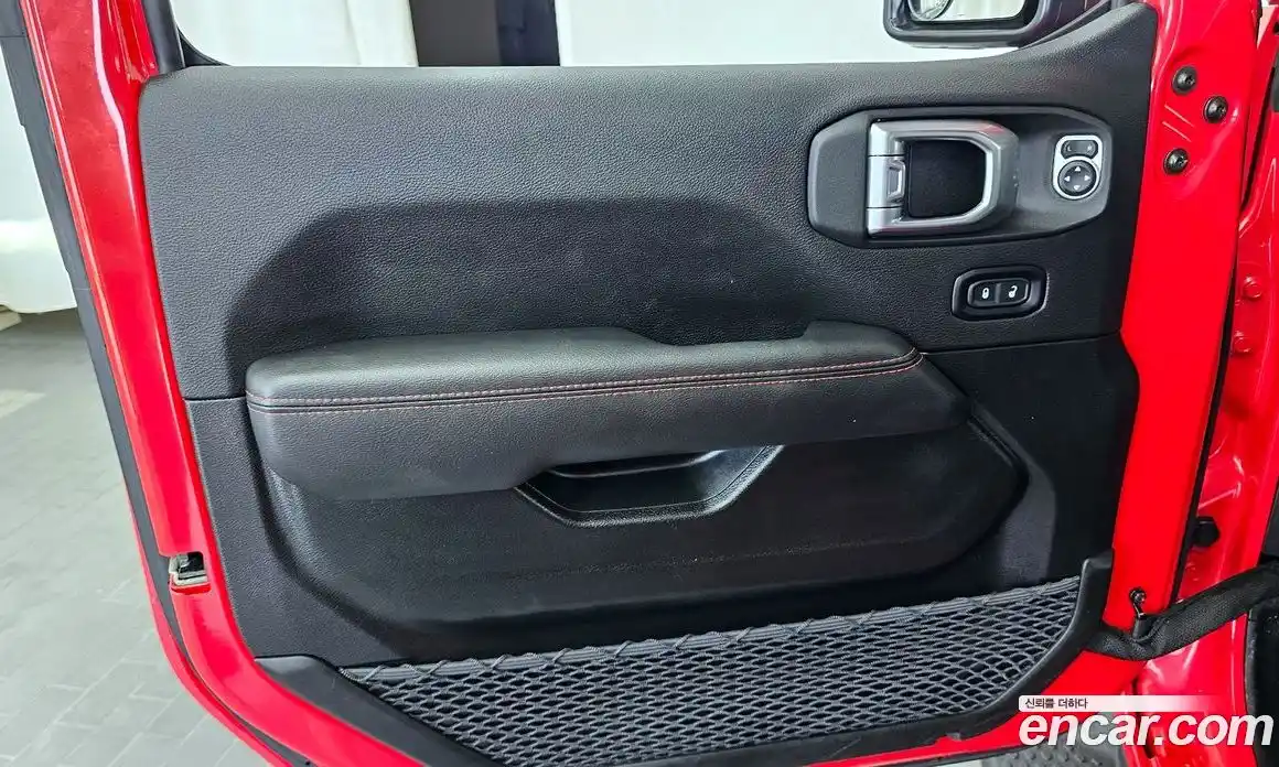 Jeep Wrangler 2022 2.0 автомат (гидро), фото 14