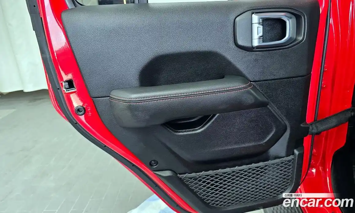 Jeep Wrangler 2022 2.0 автомат (гидро), фото 15