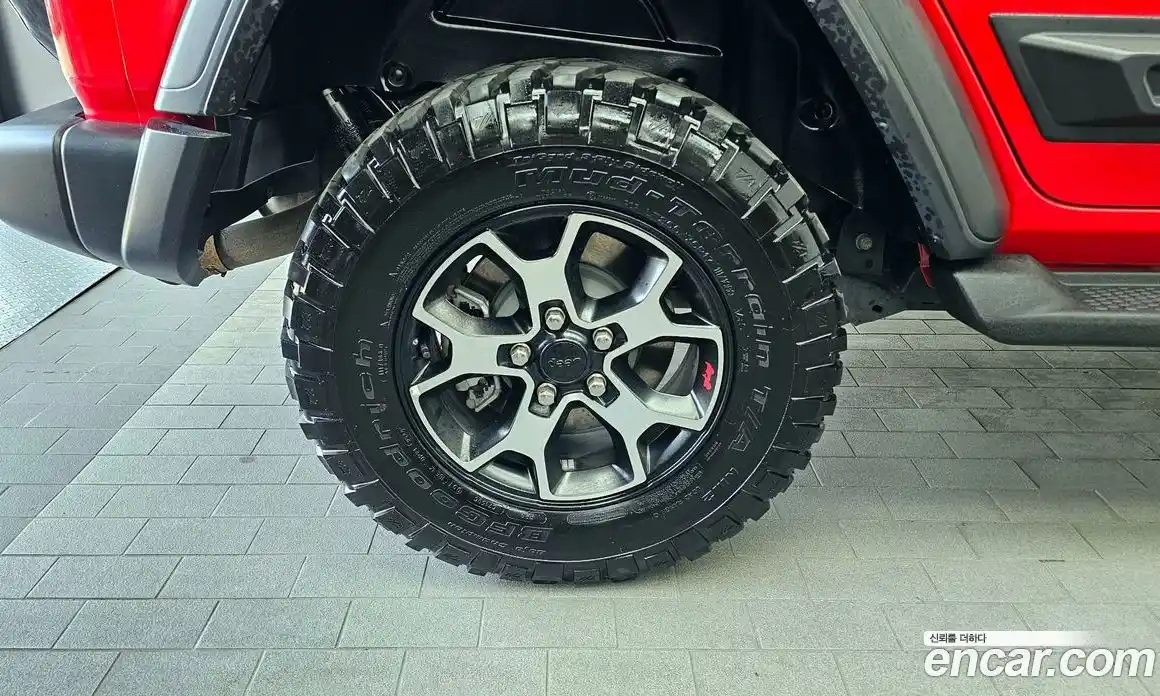 Jeep Wrangler 2022 2.0 автомат (гидро), фото 5