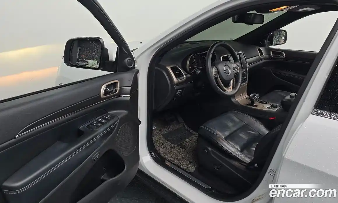 Jeep Cherokee 2015 3.6 автомат (гидро), фото 12