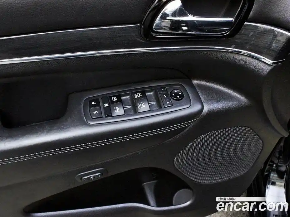 Jeep Cherokee 2021 3.6 автомат (гидро), фото 12