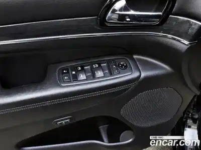 Jeep Cherokee 2021 3.6 автомат (гидро), миниатюра 12