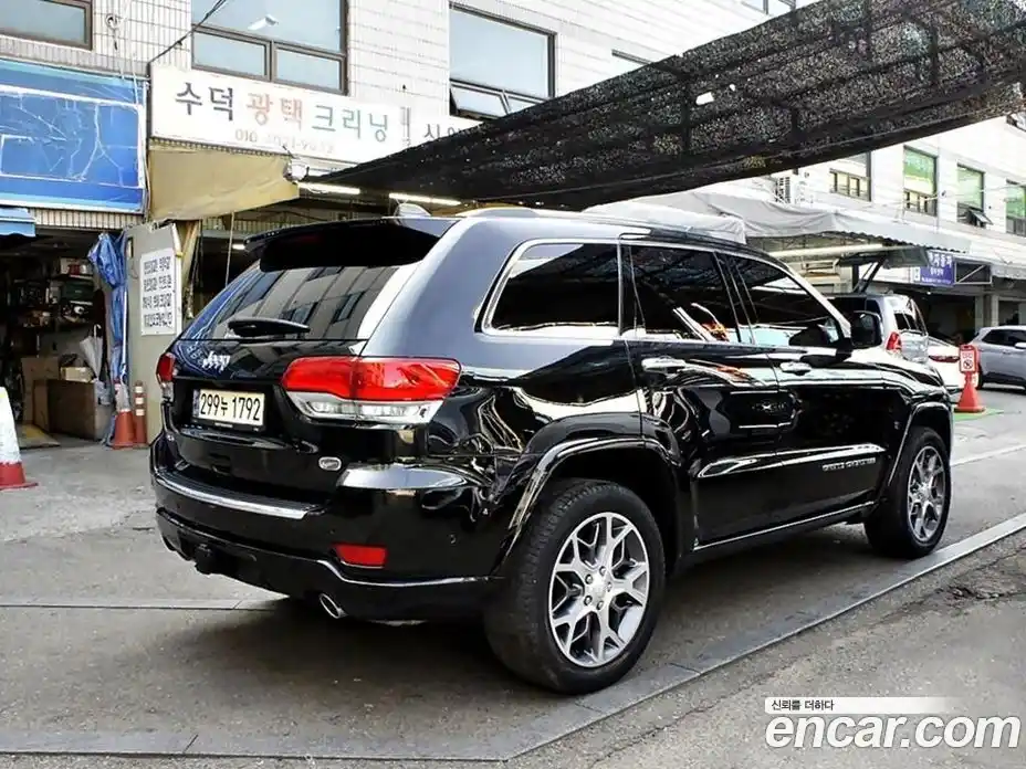 Jeep Cherokee 2021 3.6 автомат (гидро), фото 4