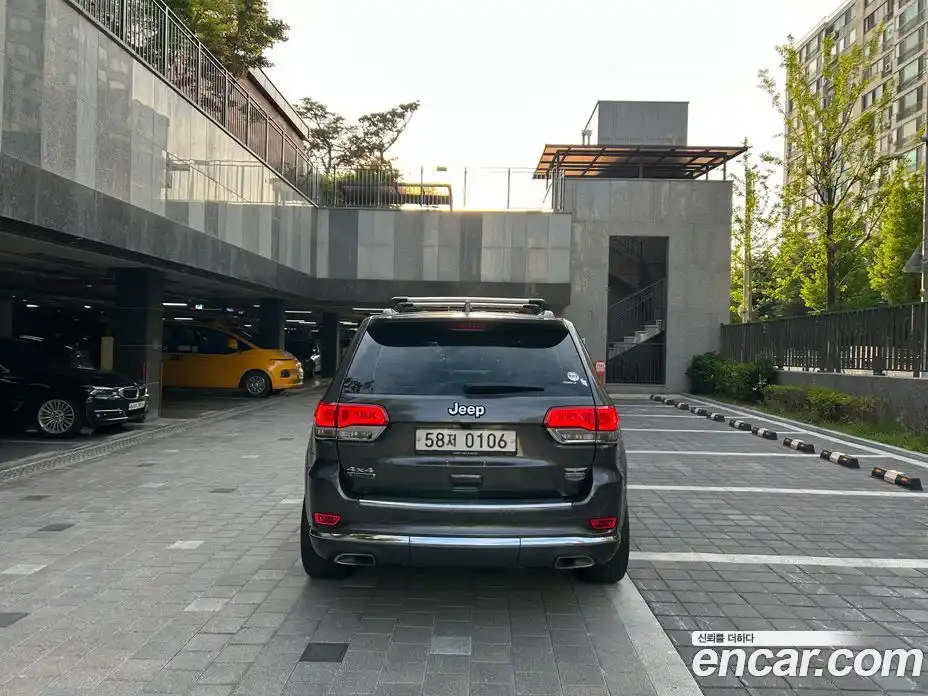 Jeep Cherokee 2015 3.0 автомат (гидро), фото 4