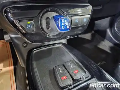 Toyota Prius 2019 1.8 автомат (гидро), миниатюра 12