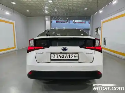 Toyota Prius 2019 1.8 автомат (гидро), миниатюра 4 Toyota Prius 2019 1.8 автомат (гидро), миниатюра 4