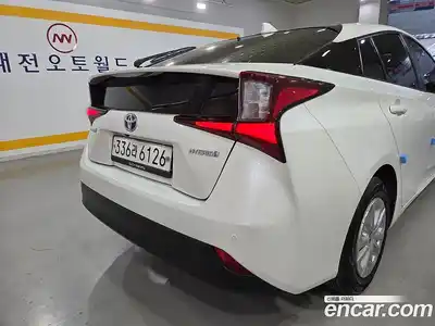 Toyota Prius 2019 1.8 автомат (гидро), миниатюра 5 Toyota Prius 2019 1.8 автомат (гидро), миниатюра 5
